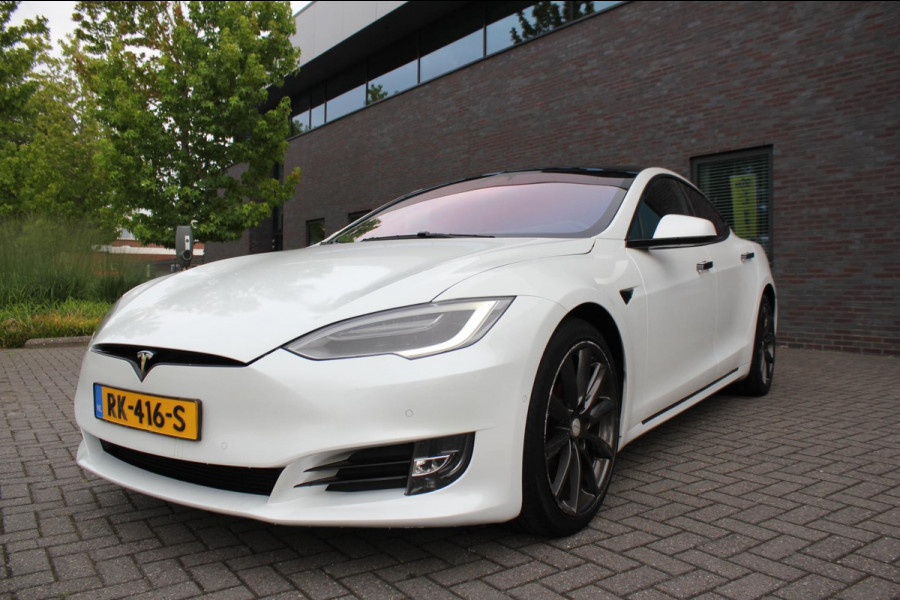 Tesla Model S 75 Base
