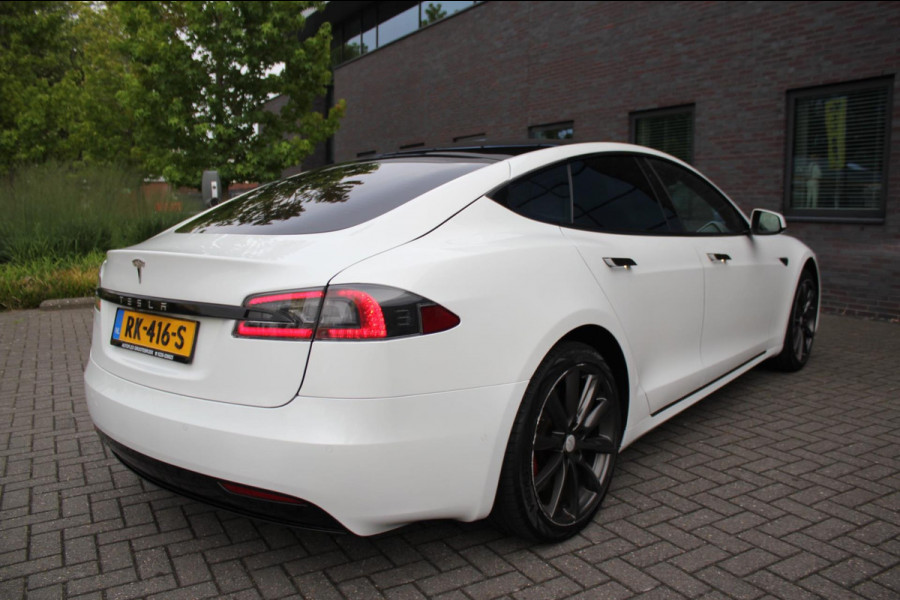 Tesla Model S 75 Base