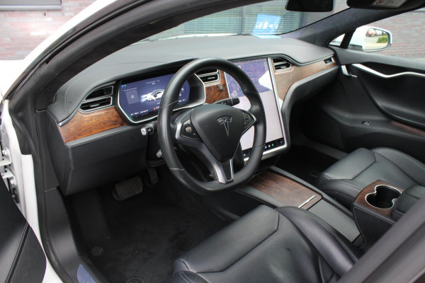 Tesla Model S 75 Base