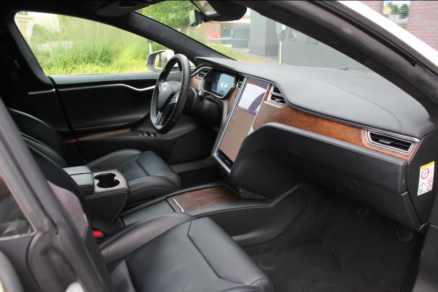 Tesla Model S 75 Base