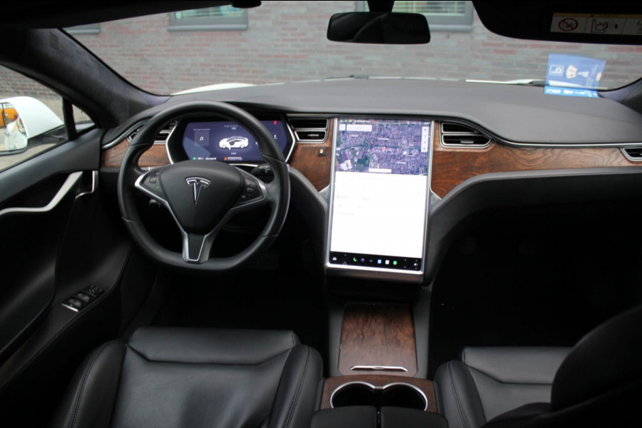 Tesla Model S 75 Base