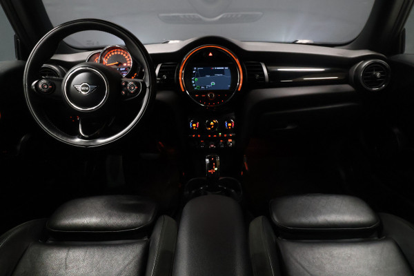 MINI Mini 1.5 Cooper Chili [SCHUIFDAK, APPLE CARPLAY, SFEERVERLICHTING, STOELVERWARMING, PARKEERSENSOR, LEER, CRUISE CONTROL, NIEUWSTAAT]