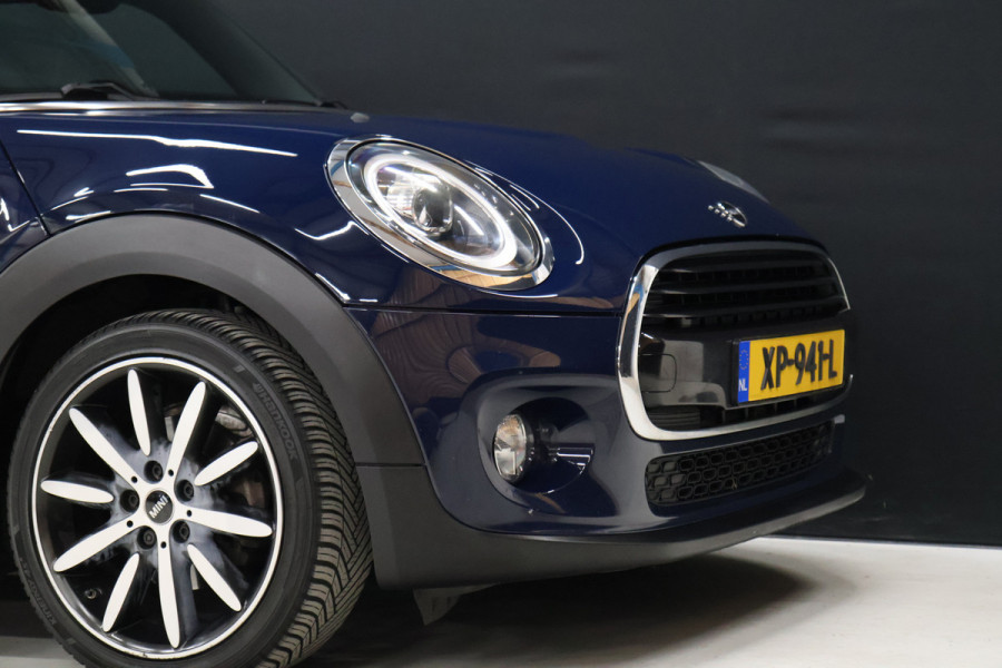 MINI Mini 1.5 Cooper Chili [SCHUIFDAK, APPLE CARPLAY, SFEERVERLICHTING, STOELVERWARMING, PARKEERSENSOR, LEER, CRUISE CONTROL, NIEUWSTAAT]