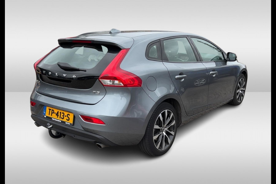 Volvo V40 2.0 T3 Dynamic Edition / Trekhaak / Navigatie / Parkeerhulp achter / 17'' / Stoelverwarming / Cruise Control