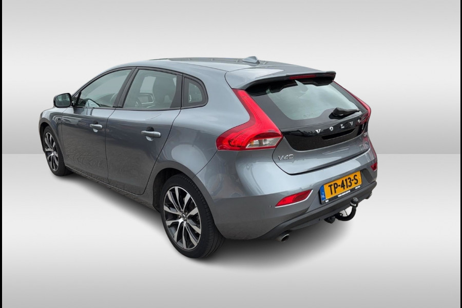 Volvo V40 2.0 T3 Dynamic Edition / Trekhaak / Navigatie / Parkeerhulp achter / 17'' / Stoelverwarming / Cruise Control