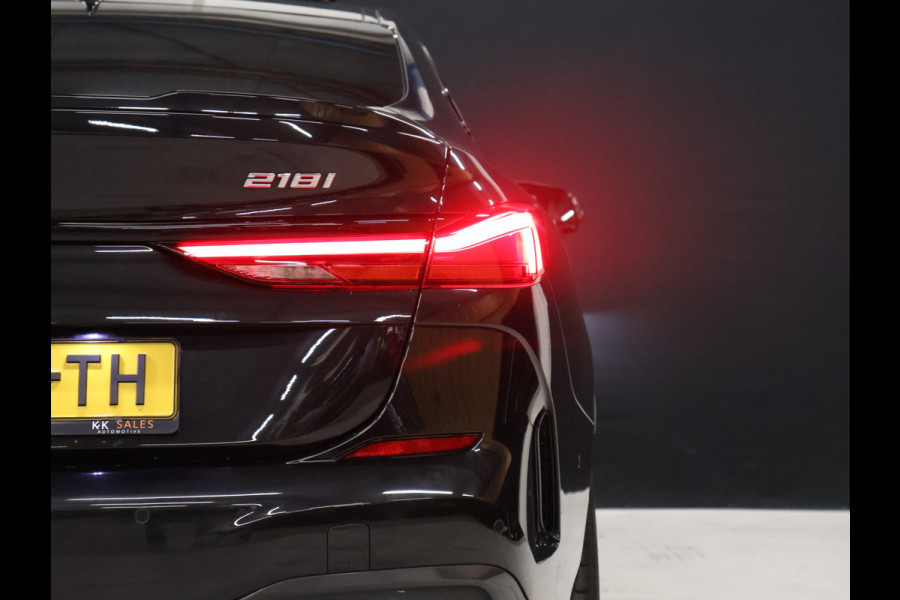 BMW 2 Serie Gran Coupé 218i M Sport [SCHUIFKANTELDAK, M PAKKET, SFEERVERLICHTING, CAMERA, PDC V+A, APPLE CARPLAY, ANDROID, STUURVERWARMING, CRUISE CONTROL, NIEUWSTAAT]