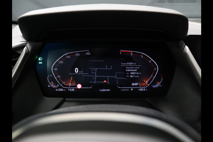 BMW 2 Serie Gran Coupé 218i M Sport [SCHUIFKANTELDAK, M PAKKET, SFEERVERLICHTING, CAMERA, PDC V+A, APPLE CARPLAY, ANDROID, STUURVERWARMING, CRUISE CONTROL, NIEUWSTAAT]