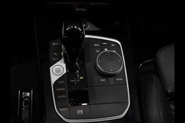 BMW 2 Serie Gran Coupé 218i M Sport [SCHUIFKANTELDAK, M PAKKET, SFEERVERLICHTING, CAMERA, PDC V+A, APPLE CARPLAY, ANDROID, STUURVERWARMING, CRUISE CONTROL, NIEUWSTAAT]