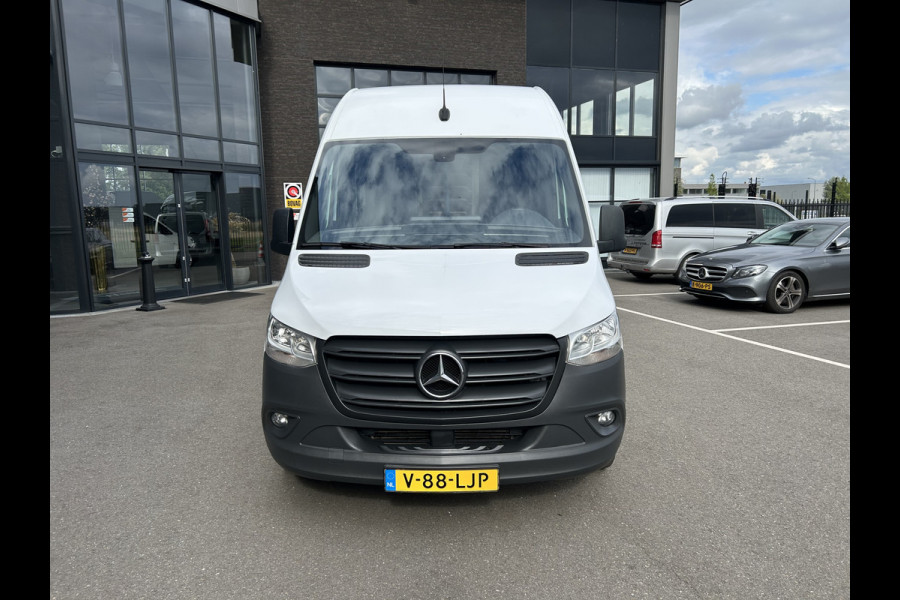 Mercedes-Benz Sprinter 314 CDI L2 H2 MBUX / Trekhaak / Stand kachel / Camera / Navigatie / Cruise control / Airco / 270 Graden achterdeuren