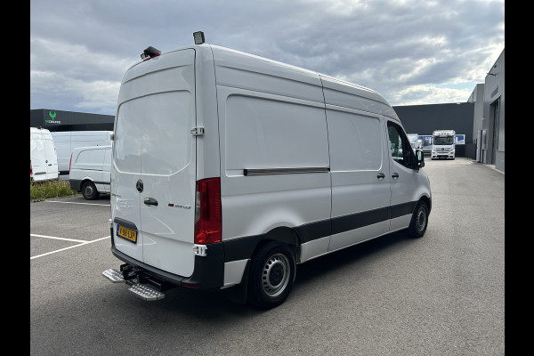 Mercedes-Benz Sprinter 314 CDI L2 H2 MBUX / Trekhaak / Stand kachel / Camera / Navigatie / Cruise control / Airco / 270 Graden achterdeuren