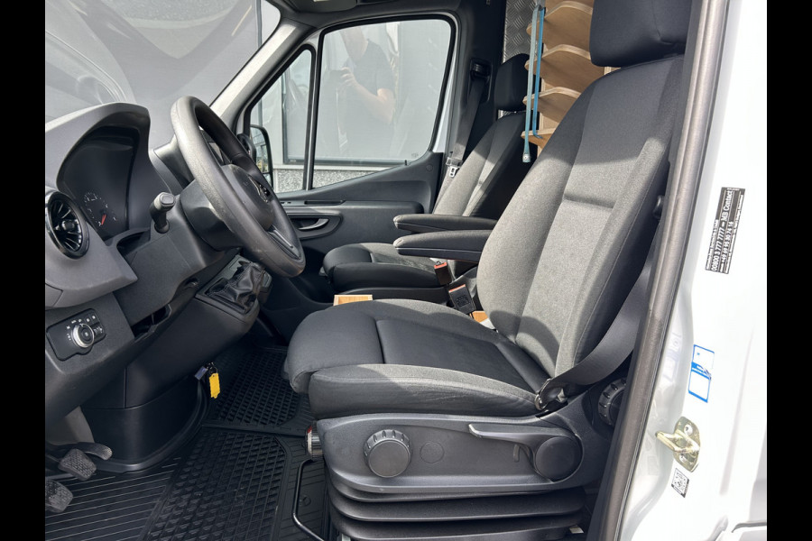Mercedes-Benz Sprinter 314 CDI L2 H2 MBUX / Trekhaak / Stand kachel / Camera / Navigatie / Cruise control / Airco / 270 Graden achterdeuren