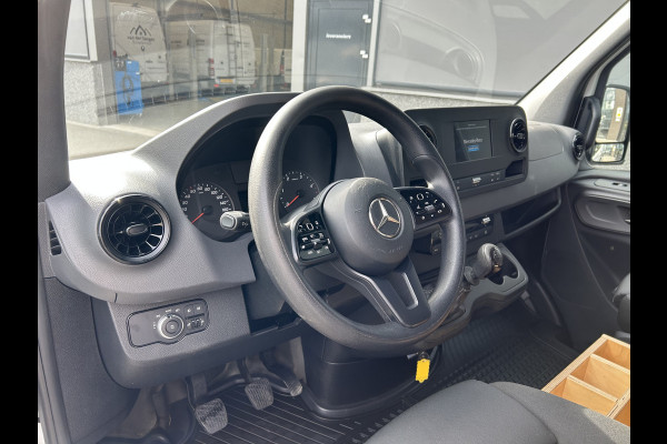 Mercedes-Benz Sprinter 314 CDI L2 H2 MBUX / Trekhaak / Stand kachel / Camera / Navigatie / Cruise control / Airco / 270 Graden achterdeuren