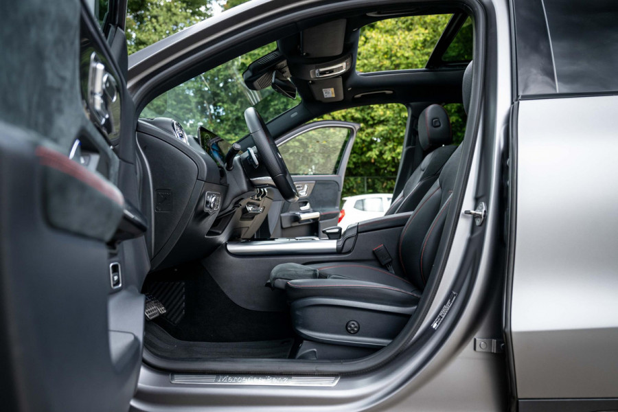 Mercedes-Benz GLA 250 e AMG Panorama Carbon Distronic Memory Magno