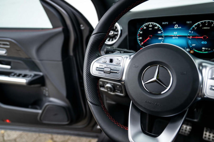 Mercedes-Benz GLA 250 e AMG Panorama Carbon Distronic Memory Magno