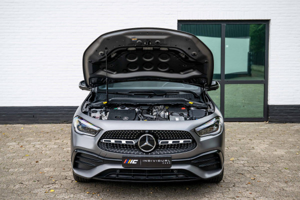 Mercedes-Benz GLA 250 e AMG Panorama Carbon Distronic Memory Magno