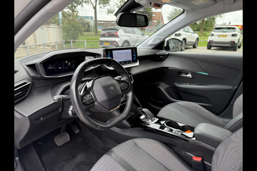Peugeot e-208 EV Allure 50 kWh Aut. | Navi | Camera | CarPlay |