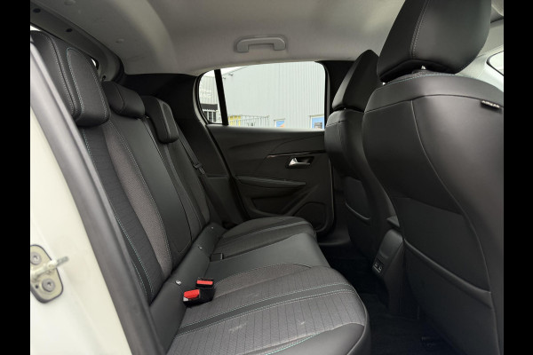 Peugeot e-208 EV Allure 50 kWh Aut. | Navi | Camera | CarPlay |