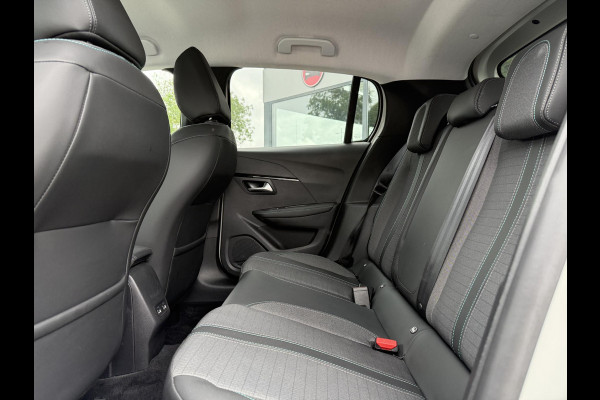 Peugeot e-208 EV Allure 50 kWh Aut. | Navi | Camera | CarPlay |