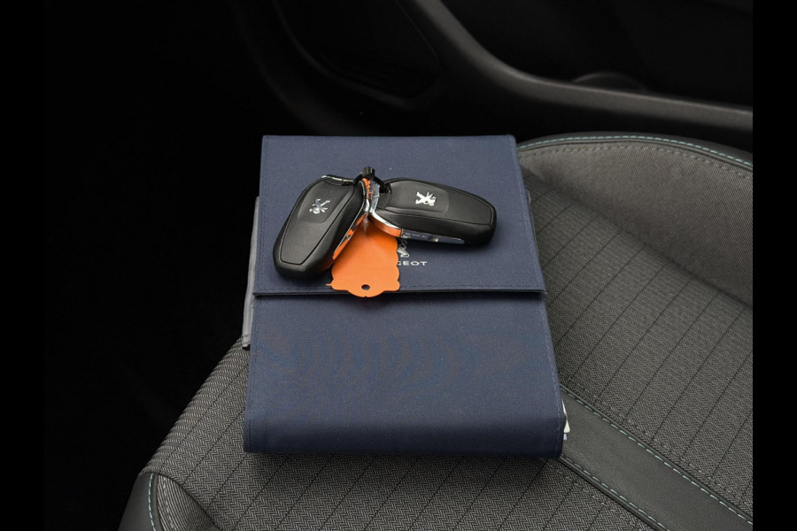 Peugeot e-208 EV Allure 50 kWh Aut. | Navi | Camera | CarPlay |