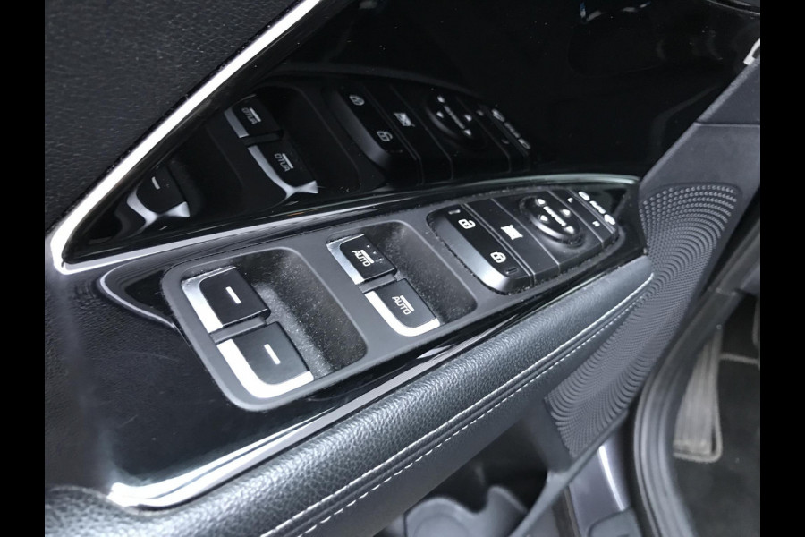 Kia Niro 1.6 Hybrid First Edition Trekhaak dealer onderhoud