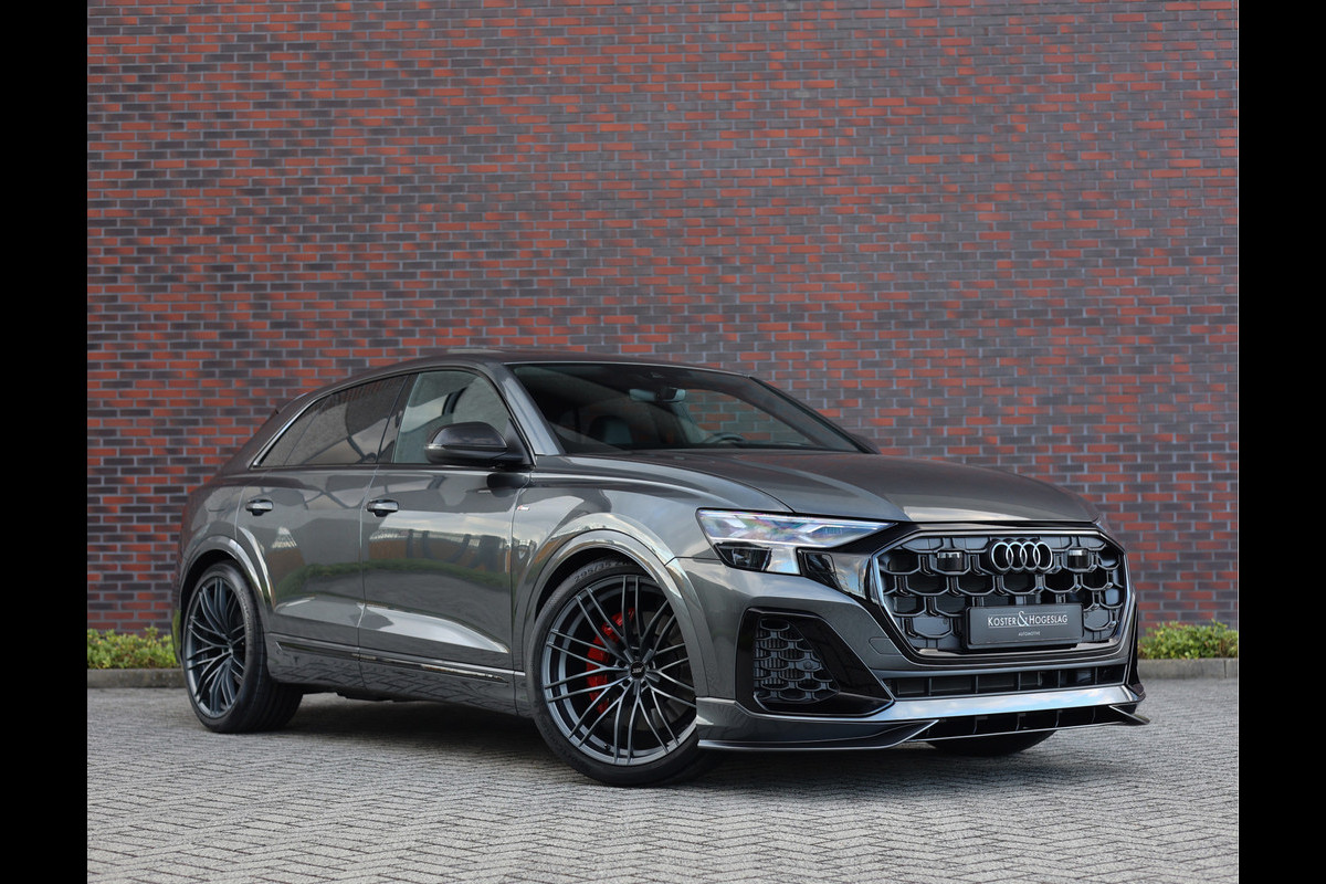 Audi Q8 60 TFSIe Quattro | ABT - Vierwielsturing - Trekhaak - Massage Audi Q8 60 TFSIe Quattro | ABT - Vierwielsturing - Trekhaak - Massage