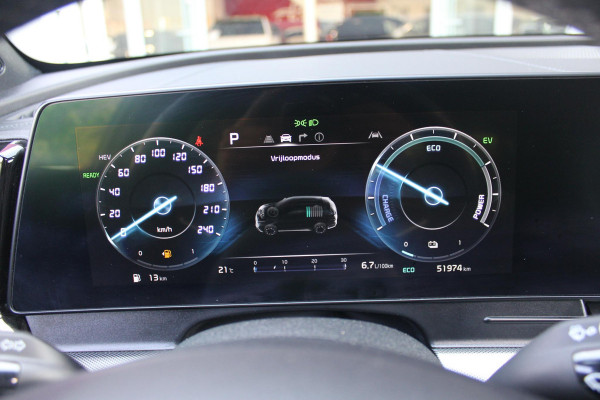 Kia Sportage 1.6 T-GDi Plug-in Hybrid AWD GT-Line | PANORAMISCH SCHUIF / KANTELDAK | 360° CAMERA | 19"GT-LINE VELGEN | ZWARTE HEMELBEKLEDING | MATRIX LED KOPLAMPEN | INTELLIGENT KOPLAMPSYSTEEM (FLS)| TRIPLE ZONE CLIMATE CONTROL | LEDERENBEKLEDING | STOEL VERWARMING/ VENTILATIE | STUUR VERWARMING | ACHTERBANK VERWARMING |  DODEHOEKASSITENTIE (BCA)|