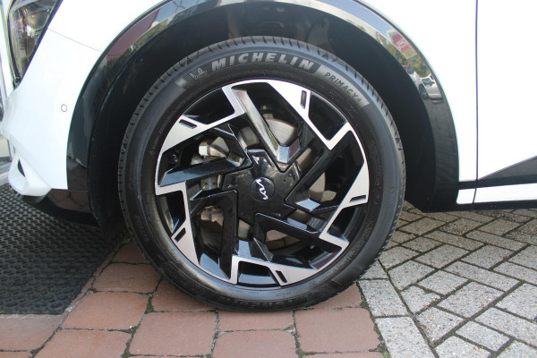 Kia Sportage 1.6 T-GDi Plug-in Hybrid AWD GT-Line | PANORAMISCH SCHUIF / KANTELDAK | 360° CAMERA | 19"GT-LINE VELGEN | ZWARTE HEMELBEKLEDING | MATRIX LED KOPLAMPEN | INTELLIGENT KOPLAMPSYSTEEM (FLS)| TRIPLE ZONE CLIMATE CONTROL | LEDERENBEKLEDING | STOEL VERWARMING/ VENTILATIE | STUUR VERWARMING | ACHTERBANK VERWARMING |  DODEHOEKASSITENTIE (BCA)|