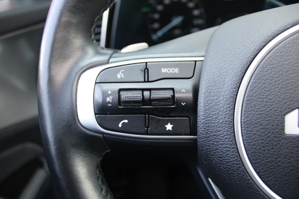Kia Sportage 1.6 T-GDi Plug-in Hybrid AWD GT-Line | PANORAMISCH SCHUIF / KANTELDAK | 360° CAMERA | 19"GT-LINE VELGEN | ZWARTE HEMELBEKLEDING | MATRIX LED KOPLAMPEN | INTELLIGENT KOPLAMPSYSTEEM (FLS)| TRIPLE ZONE CLIMATE CONTROL | LEDERENBEKLEDING | STOEL VERWARMING/ VENTILATIE | STUUR VERWARMING | ACHTERBANK VERWARMING |  DODEHOEKASSITENTIE (BCA)|