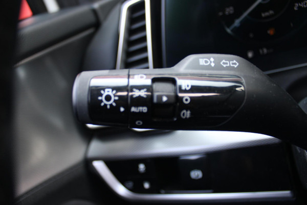 Kia Sportage 1.6 T-GDi Plug-in Hybrid AWD GT-Line | PANORAMISCH SCHUIF / KANTELDAK | 360° CAMERA | 19"GT-LINE VELGEN | ZWARTE HEMELBEKLEDING | MATRIX LED KOPLAMPEN | INTELLIGENT KOPLAMPSYSTEEM (FLS)| TRIPLE ZONE CLIMATE CONTROL | LEDERENBEKLEDING | STOEL VERWARMING/ VENTILATIE | STUUR VERWARMING | ACHTERBANK VERWARMING |  DODEHOEKASSITENTIE (BCA)|
