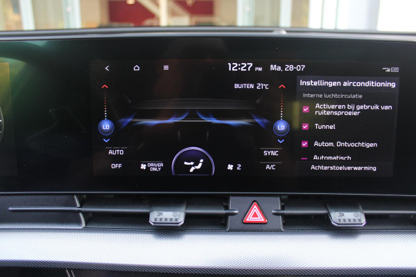 Kia Sportage 1.6 T-GDi Plug-in Hybrid AWD GT-Line | PANORAMISCH SCHUIF / KANTELDAK | 360° CAMERA | 19"GT-LINE VELGEN | ZWARTE HEMELBEKLEDING | MATRIX LED KOPLAMPEN | INTELLIGENT KOPLAMPSYSTEEM (FLS)| TRIPLE ZONE CLIMATE CONTROL | LEDERENBEKLEDING | STOEL VERWARMING/ VENTILATIE | STUUR VERWARMING | ACHTERBANK VERWARMING |  DODEHOEKASSITENTIE (BCA)|