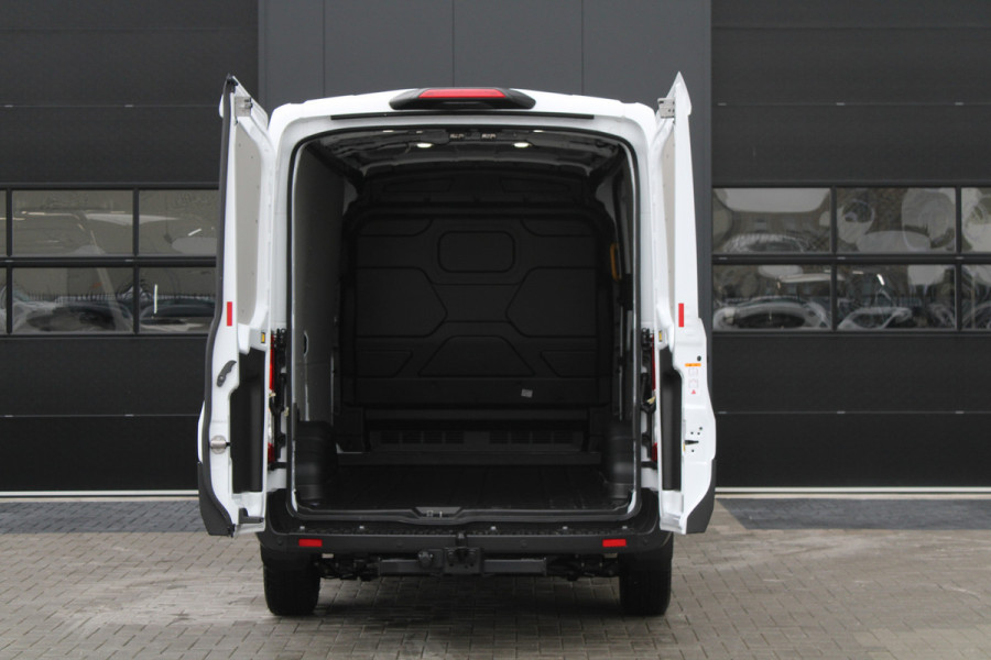 Ford Transit 350 2.0 TDCI L2H2 Trend 130pk - Facelift - Adaptive Cruise - Navigatie - Blind Spot - 360 Camera - Stoel - Stuurverwarming - Rij