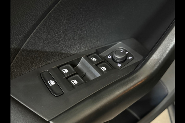Volkswagen T-Cross 1.0 TSI Life Automaat | Carplay | Virtual Cockpit | App Connect