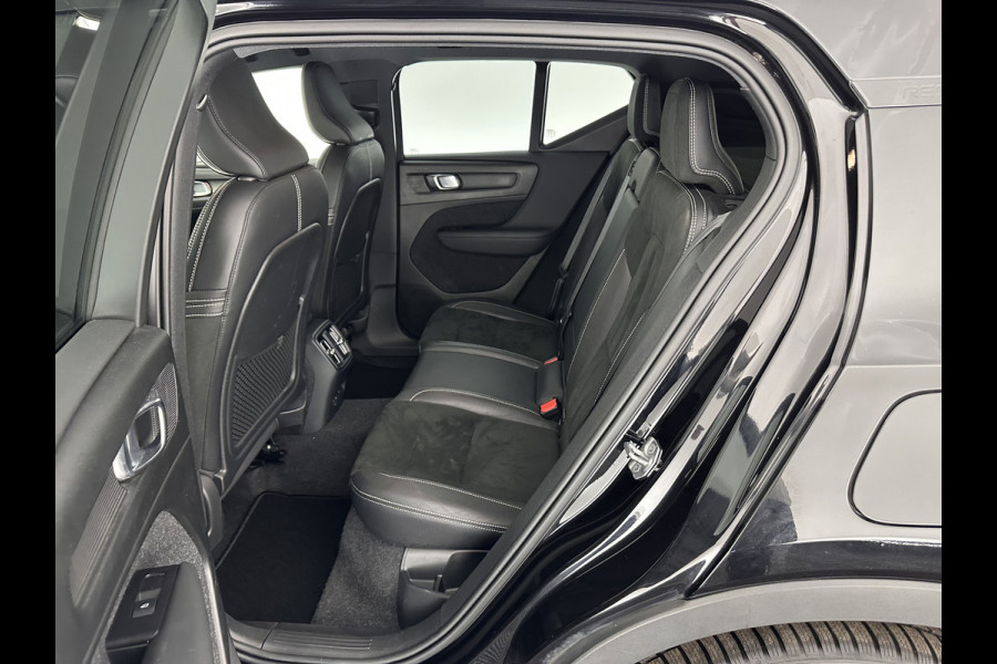 Volvo XC40 Recharge P8 AWD R-Design [ 3-Fase ] (INCL-BTW) *HEATPUMP | LEATHER-ALCANTARA | DIGI-COCKPIT | FULL-LED | PREMIUM-AUDIO | TOP-VIEW | CARPLAY | NAVI-FULLMAP | ECC | PDC | HEATED-SPORTSEATS | BLIS | PRIVACY-GLASS | 19''ALU *