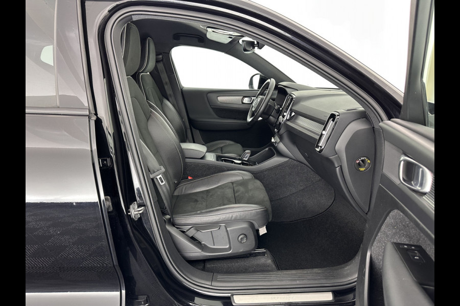 Volvo XC40 Recharge P8 AWD R-Design [ 3-Fase ] (INCL-BTW) *HEATPUMP | LEATHER-ALCANTARA | DIGI-COCKPIT | FULL-LED | PREMIUM-AUDIO | TOP-VIEW | CARPLAY | NAVI-FULLMAP | ECC | PDC | HEATED-SPORTSEATS | BLIS | PRIVACY-GLASS | 19''ALU *