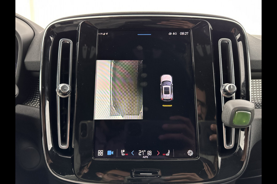 Volvo XC40 Recharge P8 AWD R-Design [ 3-Fase ] (INCL-BTW) *HEATPUMP | LEATHER-ALCANTARA | DIGI-COCKPIT | FULL-LED | PREMIUM-AUDIO | TOP-VIEW | CARPLAY | NAVI-FULLMAP | ECC | PDC | HEATED-SPORTSEATS | BLIS | PRIVACY-GLASS | 19''ALU *