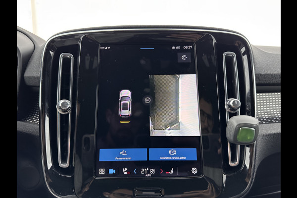 Volvo XC40 Recharge P8 AWD R-Design [ 3-Fase ] (INCL-BTW) *HEATPUMP | LEATHER-ALCANTARA | DIGI-COCKPIT | FULL-LED | PREMIUM-AUDIO | TOP-VIEW | CARPLAY | NAVI-FULLMAP | ECC | PDC | HEATED-SPORTSEATS | BLIS | PRIVACY-GLASS | 19''ALU *