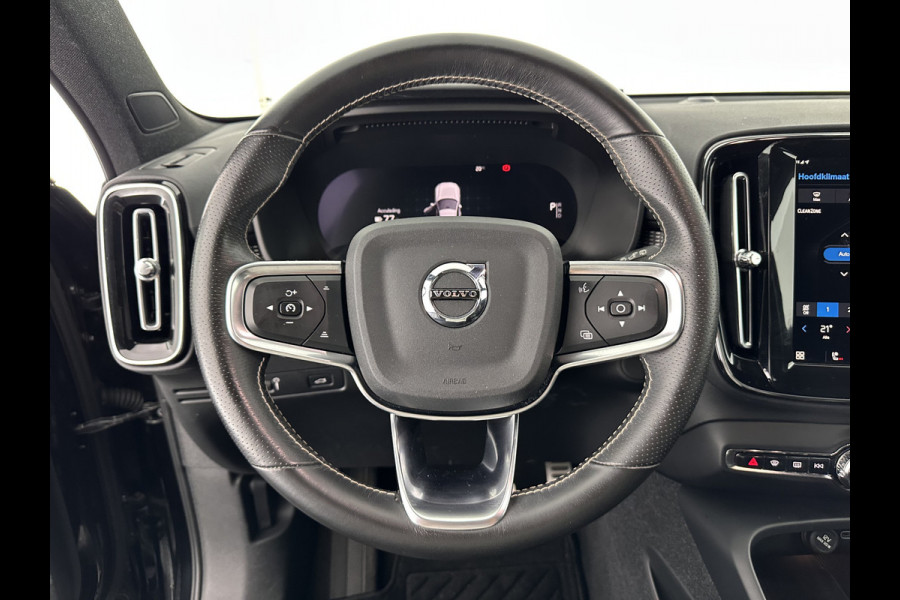 Volvo XC40 Recharge P8 AWD R-Design [ 3-Fase ] (INCL-BTW) *HEATPUMP | LEATHER-ALCANTARA | DIGI-COCKPIT | FULL-LED | PREMIUM-AUDIO | TOP-VIEW | CARPLAY | NAVI-FULLMAP | ECC | PDC | HEATED-SPORTSEATS | BLIS | PRIVACY-GLASS | 19''ALU *