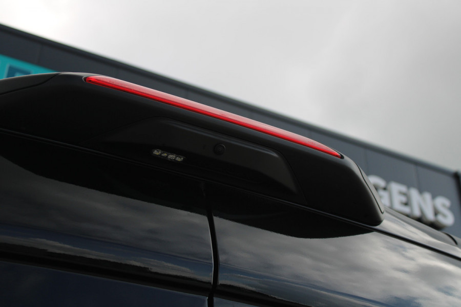 Ford Transit 350 2.0 TDCI L2H2 Limited 165pk - Adaptive Cruise - Xenon - Navi - Blind Spot - 360 camera - Rijklaar