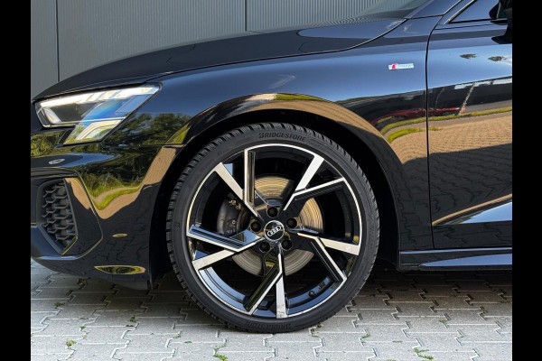 Audi A3 Sportback 35TFSI 150PK S-LINE PANORAMADAK STOELVERWARMING NAP NEDERLANDSE AUTO RS ZETELS NIEUWE MODEL