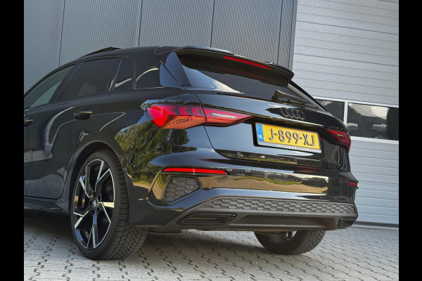 Audi A3 Sportback 35TFSI 150PK S-LINE PANORAMADAK STOELVERWARMING NAP NEDERLANDSE AUTO RS ZETELS NIEUWE MODEL