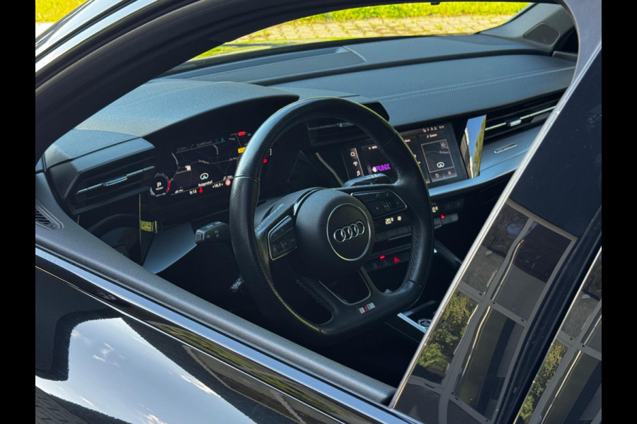 Audi A3 Sportback 35TFSI 150PK S-LINE PANORAMADAK STOELVERWARMING NAP NEDERLANDSE AUTO RS ZETELS NIEUWE MODEL