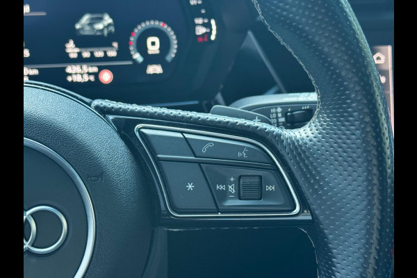Audi A3 Sportback 35TFSI 150PK S-LINE PANORAMADAK STOELVERWARMING NAP NEDERLANDSE AUTO RS ZETELS NIEUWE MODEL