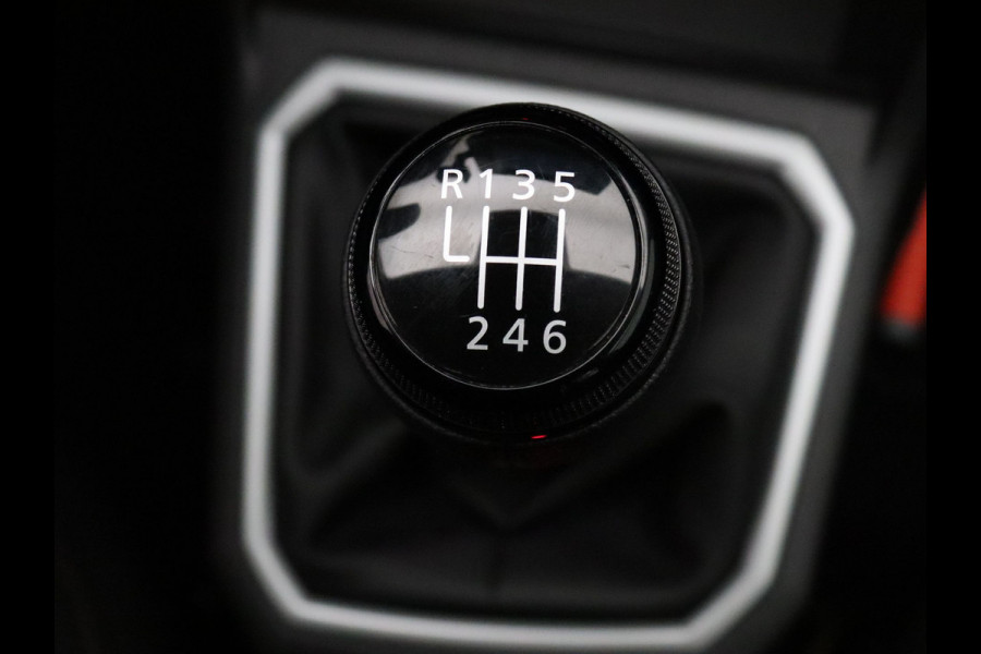 Dacia SANDERO Stepway 110pk TCe Extreme Camera | Climate | Cruise | Carplay | Parkeersens. v+a