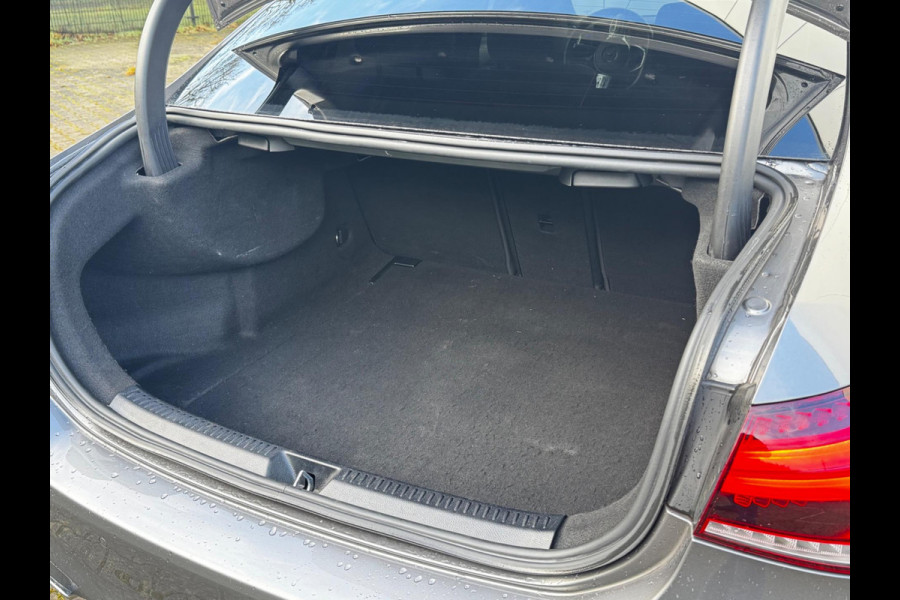 Mercedes-Benz A-Klasse A200 LIMOUSINE AMG AMBIANCE CARPLAY PANO STOELVERWARMING ORIGINEEL NEDERLANDS NAP