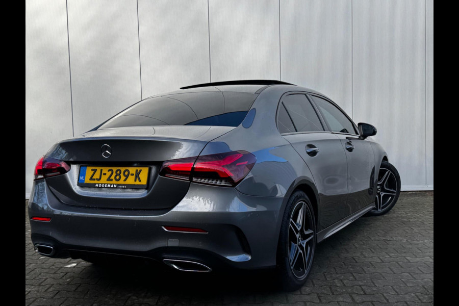 Mercedes-Benz A-Klasse A200 LIMOUSINE AMG AMBIANCE CARPLAY PANO STOELVERWARMING ORIGINEEL NEDERLANDS NAP