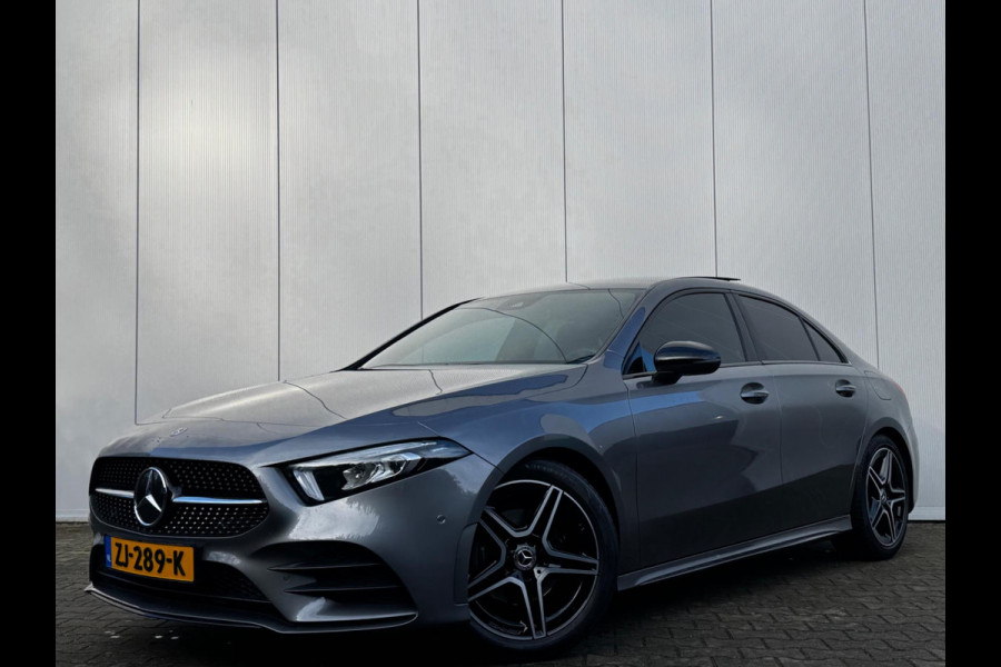 Mercedes-Benz A-Klasse A200 LIMOUSINE AMG AMBIANCE CARPLAY PANO STOELVERWARMING ORIGINEEL NEDERLANDS NAP