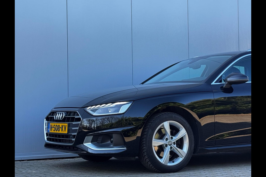 Audi A4 Avant 35TFSI LAUNCHE EDITION TREKHAAK ORIGINEEL NEDERLANDS EERSTE EIGENAAR NAP CLIMA