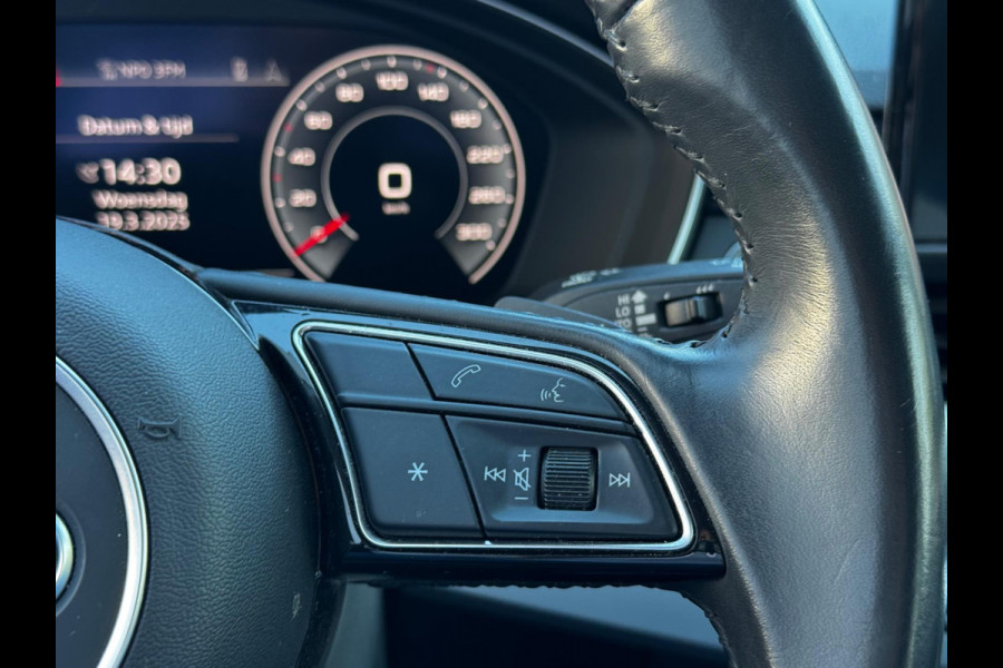 Audi A4 Avant 35TFSI LAUNCHE EDITION TREKHAAK ORIGINEEL NEDERLANDS EERSTE EIGENAAR NAP CLIMA