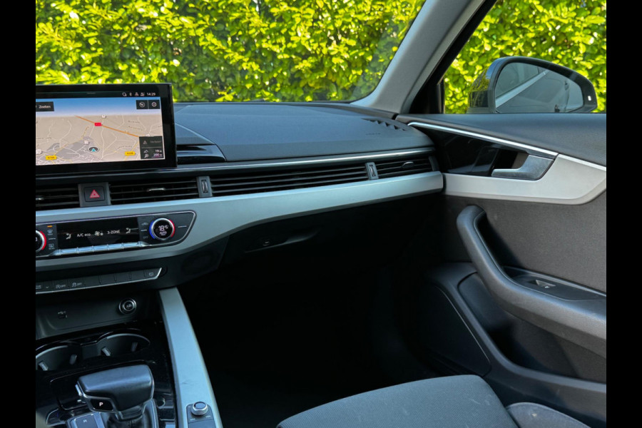 Audi A4 Avant 35TFSI LAUNCHE EDITION TREKHAAK ORIGINEEL NEDERLANDS EERSTE EIGENAAR NAP CLIMA