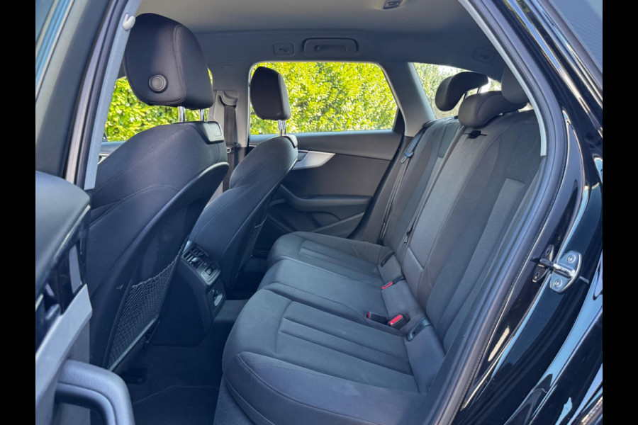 Audi A4 Avant 35TFSI LAUNCHE EDITION TREKHAAK ORIGINEEL NEDERLANDS EERSTE EIGENAAR NAP CLIMA